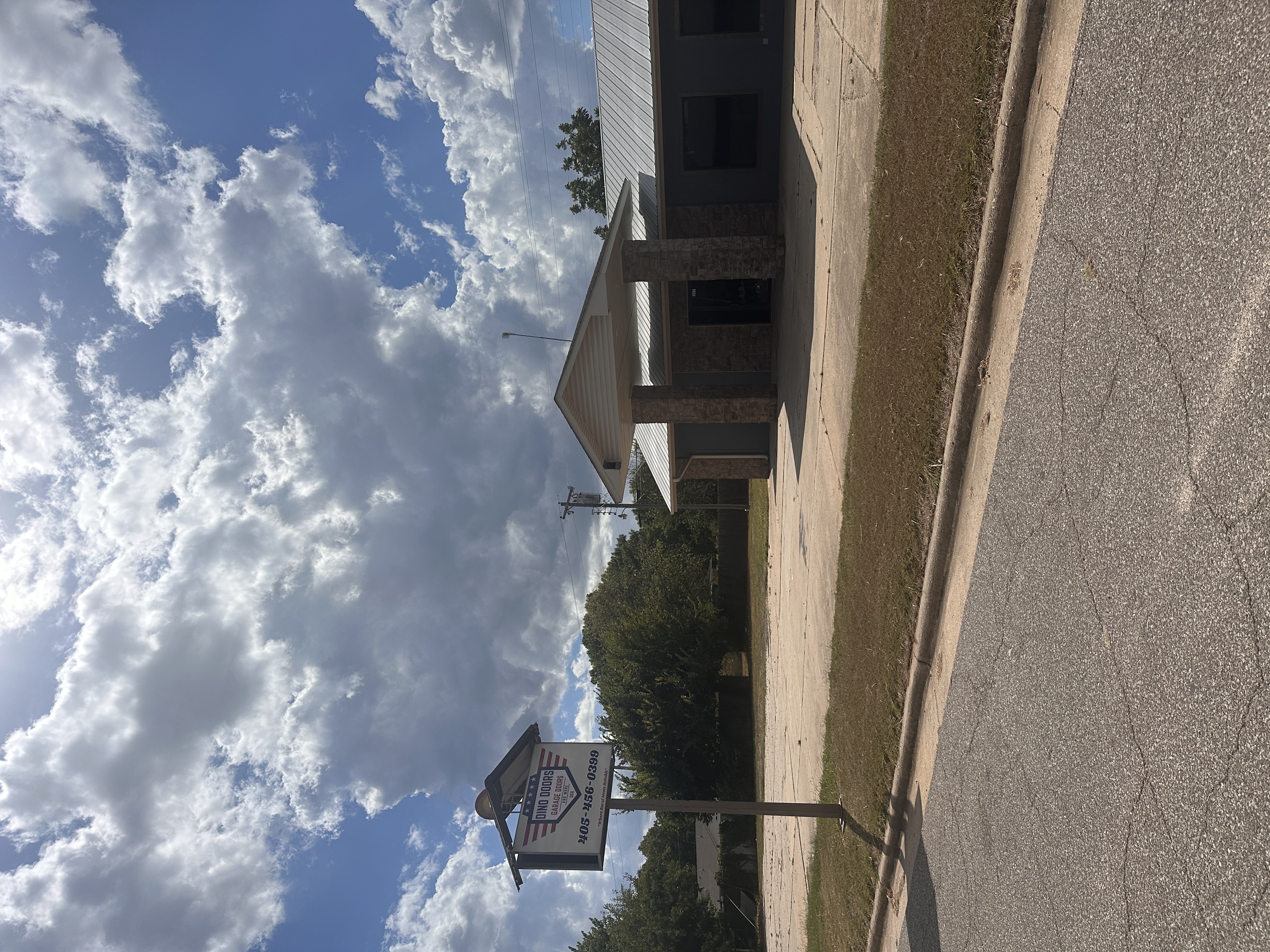 Elmore City Shop